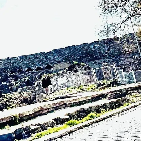 Elis 3*